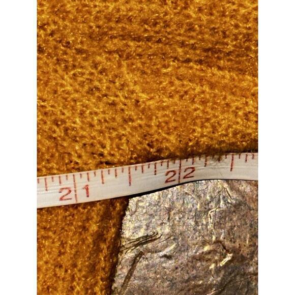 Divided H&M Yellow Crop Sweater Size Small - Picture 4 of 6